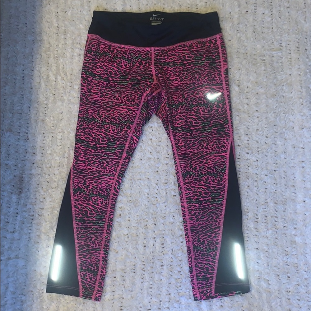 Nike Women’s Dri-Fit Leggings Pink Leopard Medium